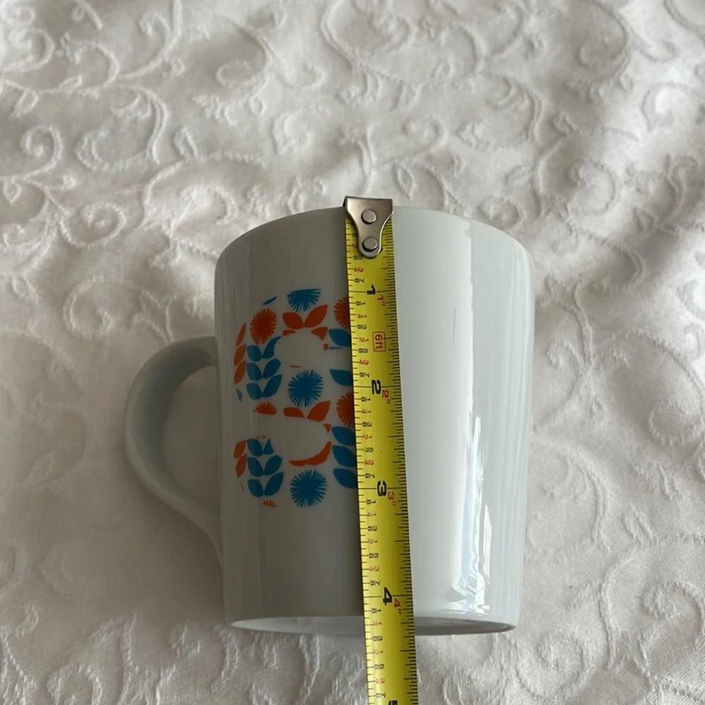 Crate & Barrel S floral coffee tea mug